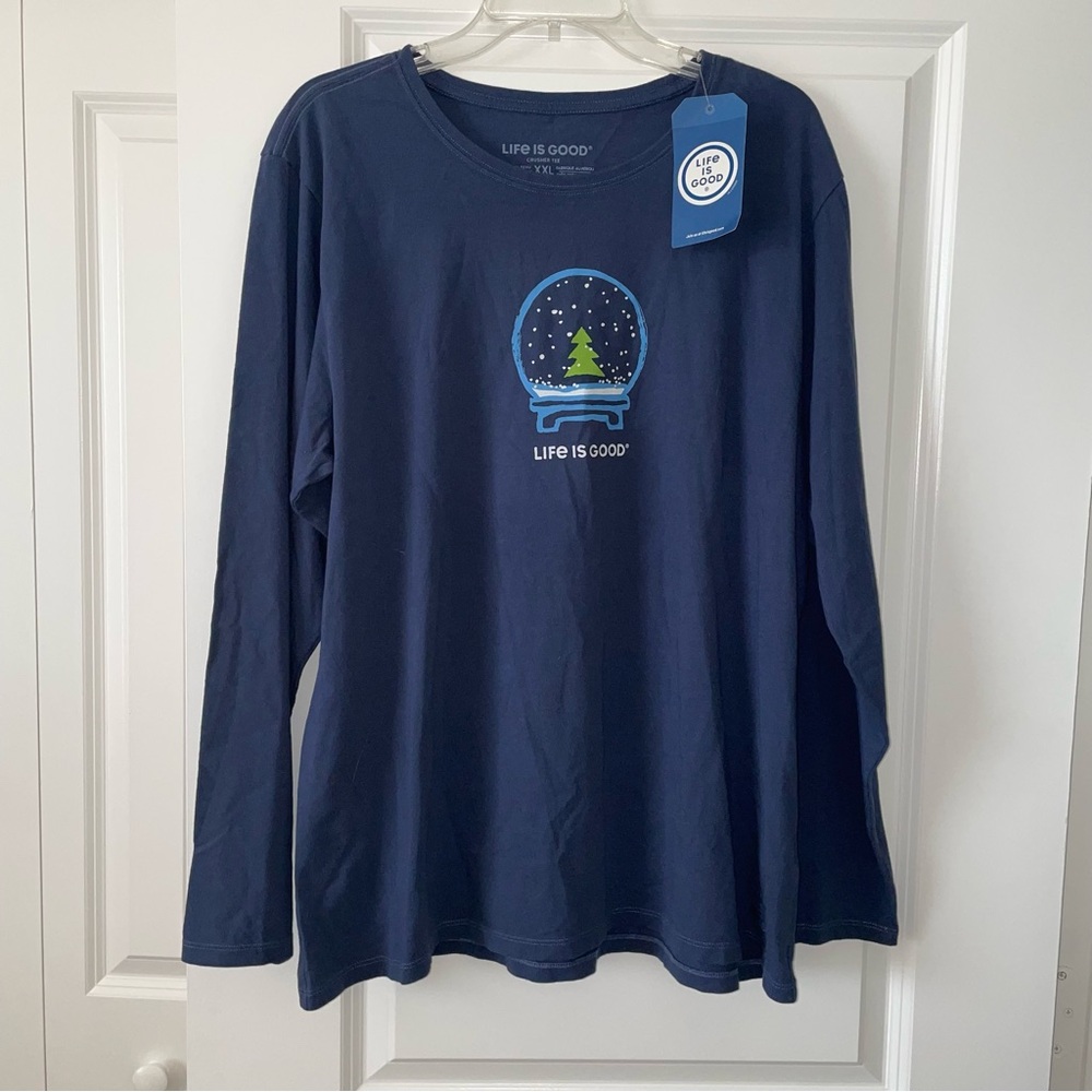 Life is Good Snow Globe Winter Holiday Christmas Long Sleeve T-shirt NWT